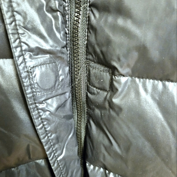 Roots Canada womens puffer coat- Sz Large - Picture 6 of 15